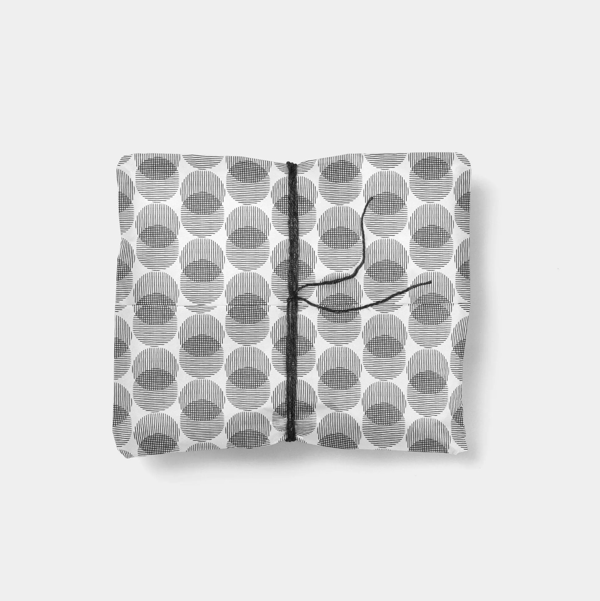Modern Line Circles Gift Wrap