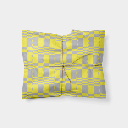 Yellow & Grey Modern Iro Gift Wrap